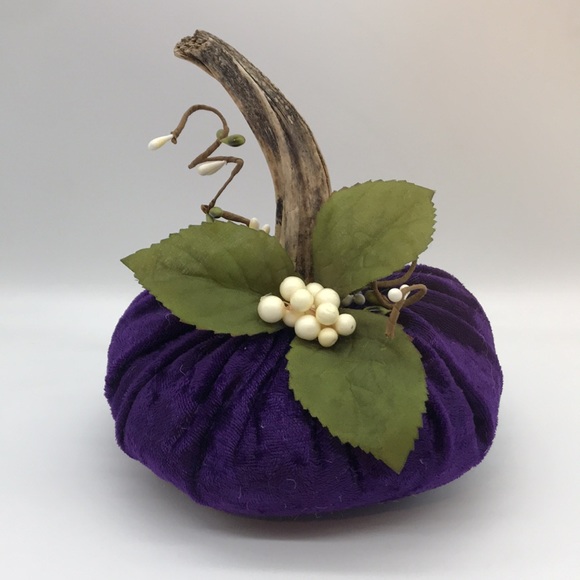 Trio of 3 Handmade Velvet, poly filled Pumpkins - Picture 9 of 10